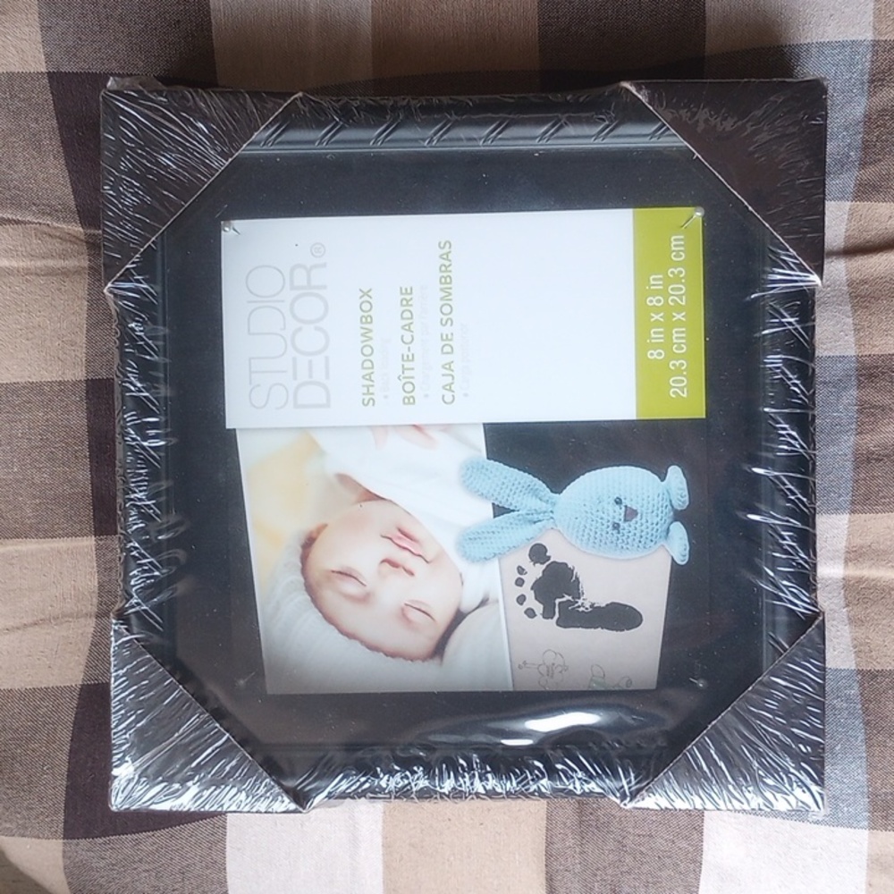 Black Shadow box